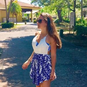 Meet your Posher, Vanessa